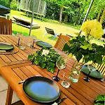 Hébergement de vacances Nalan Godvicien, Spa, Piscine Chauffée, Forêt, 14 Pers Gouvieux